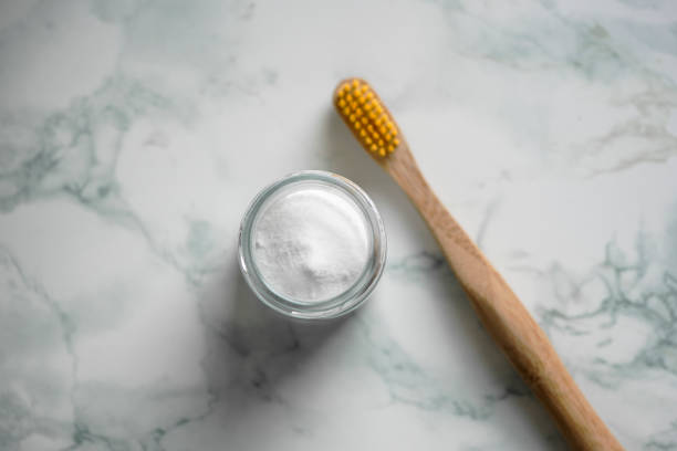 Bicarbonate de soude pour les dents : ça marche vraiment ?